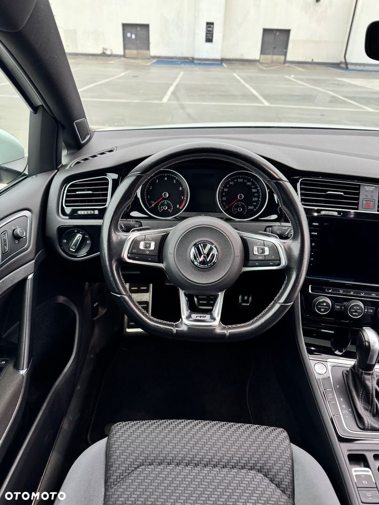 Volkswagen Golf 1.5 TSI BMT Evo Highline DSG - 12