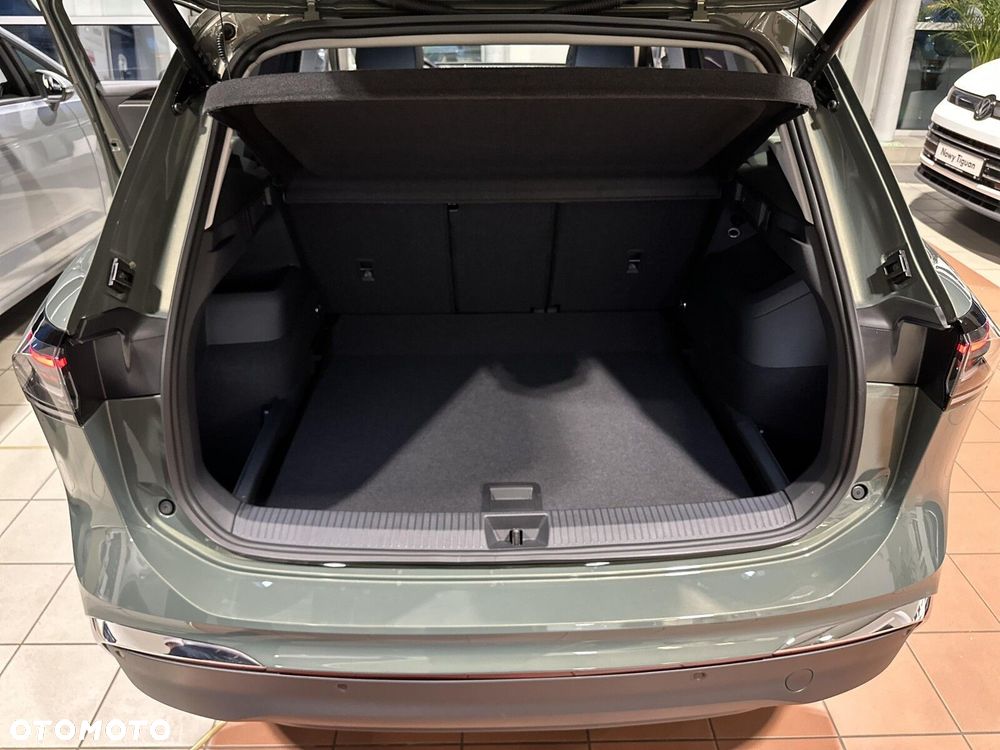 Volkswagen Tiguan - 17