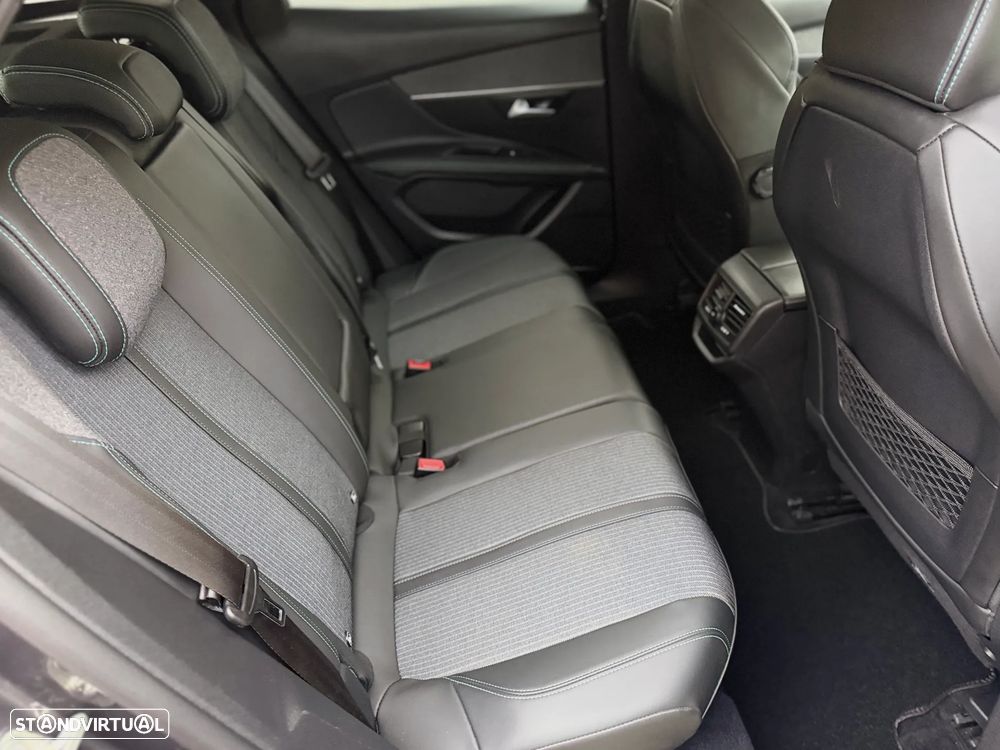 Peugeot 3008 1.2 PureTech Allure Pack EAT8 - 15