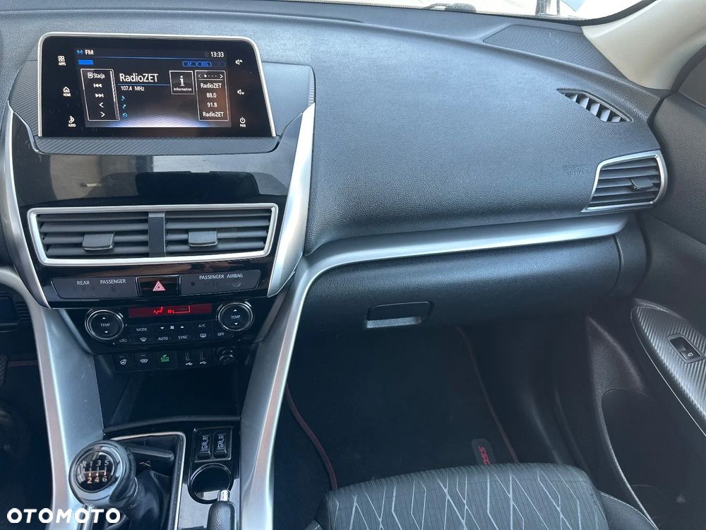 Mitsubishi Eclipse Cross 1.5 T Intense - 24