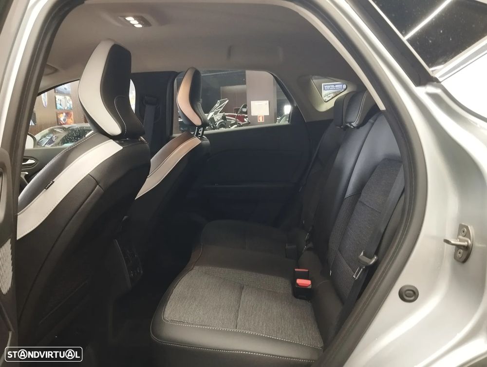 Renault Captur 1.0 TCe Techno Bi-Fuel - 15