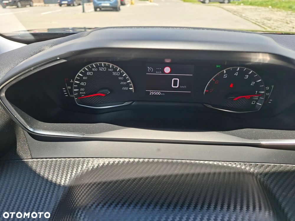 Peugeot 2008 - 25
