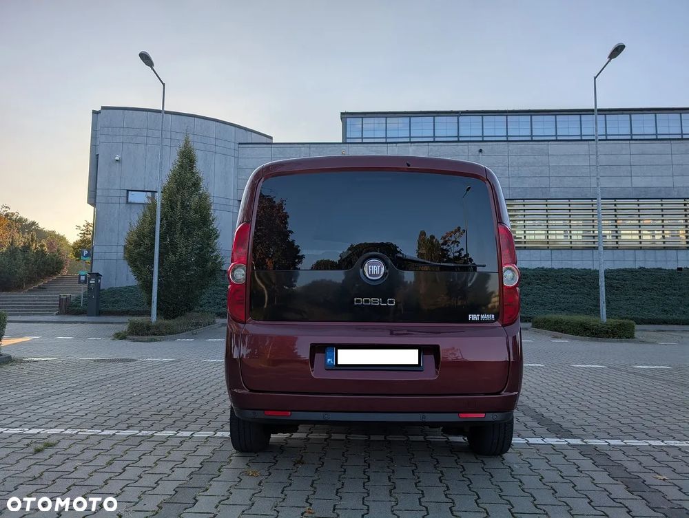 Fiat Doblo 2011 photo 5