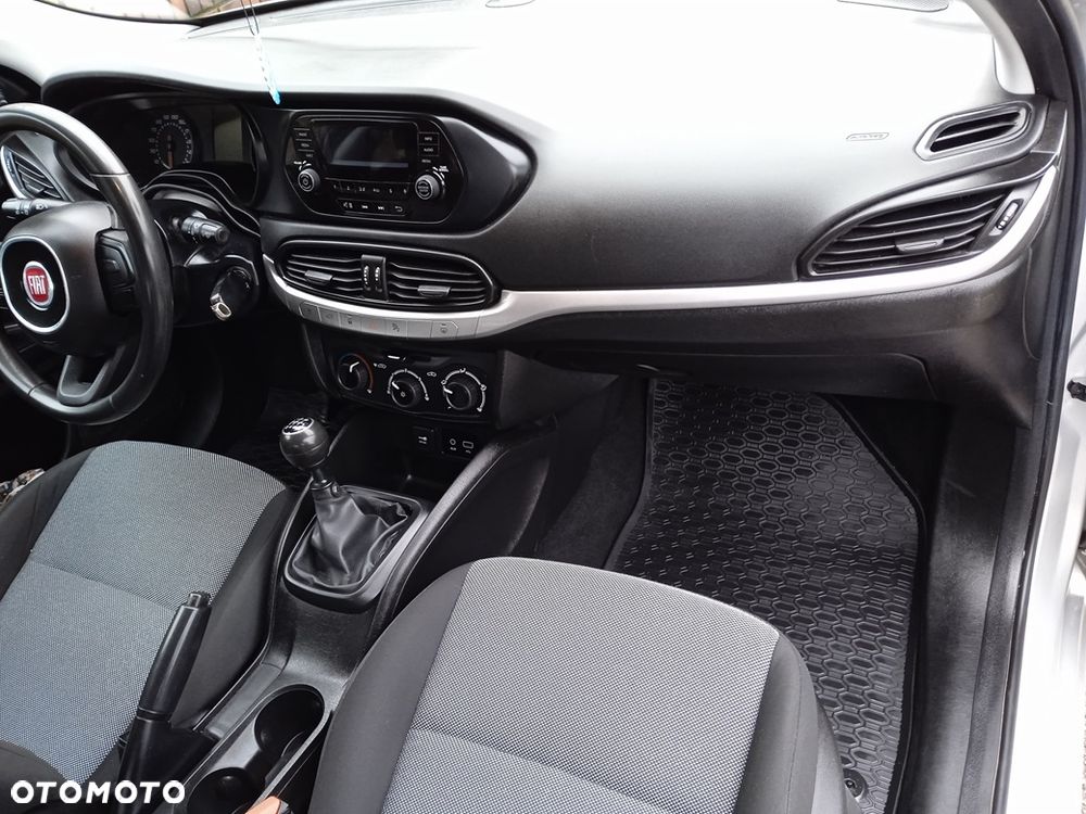 Fiat Tipo 1.4 16v Easy - 13