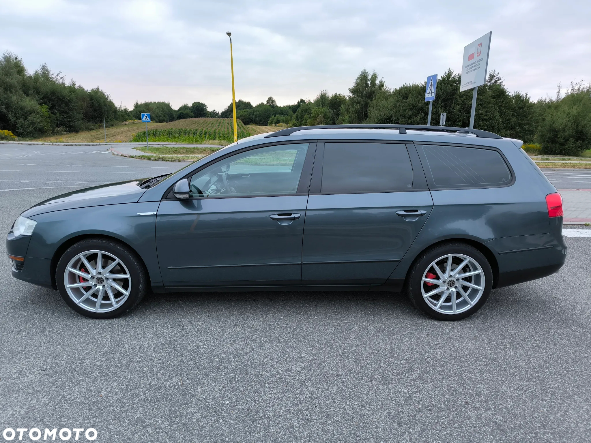 Volkswagen Passat 2.0 TDI DPF Trendline - 2