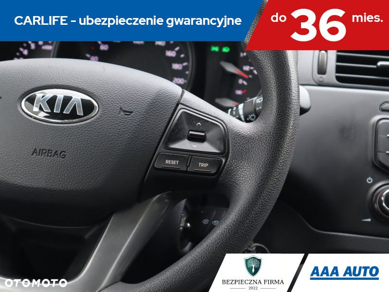 Kia Rio - 18