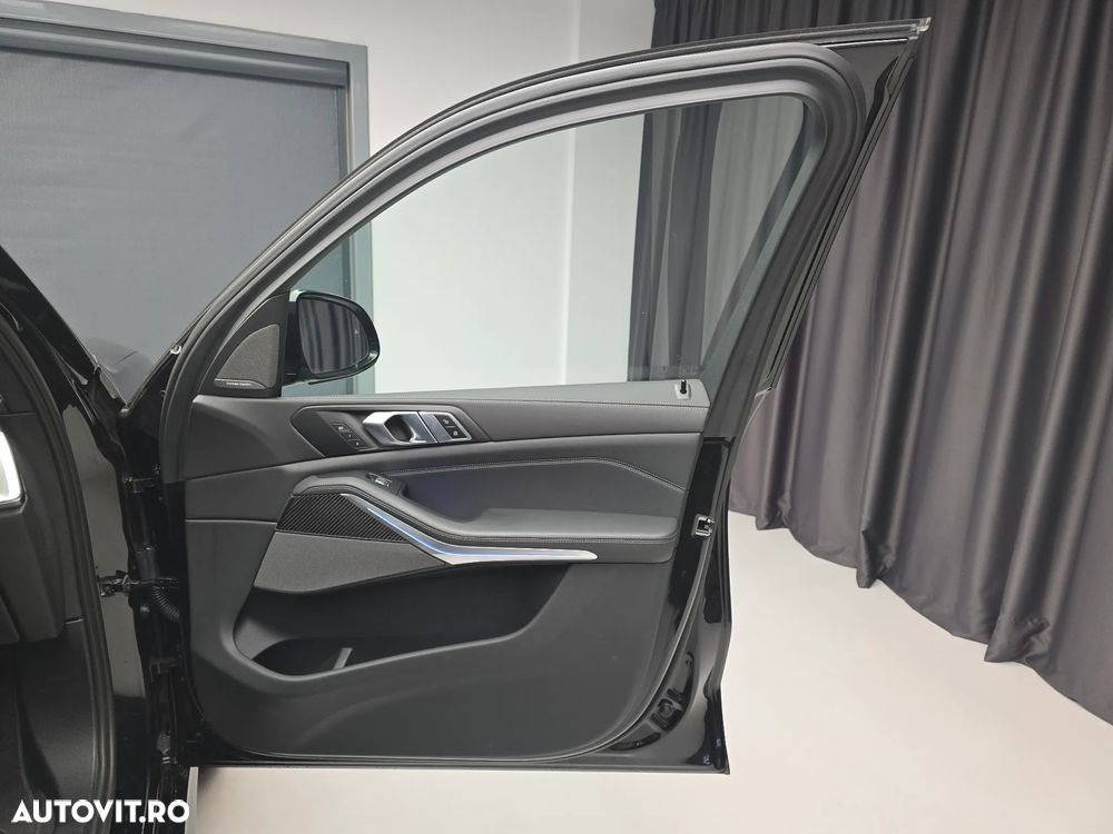 BMW X7 xDrive40d MHEV - 33