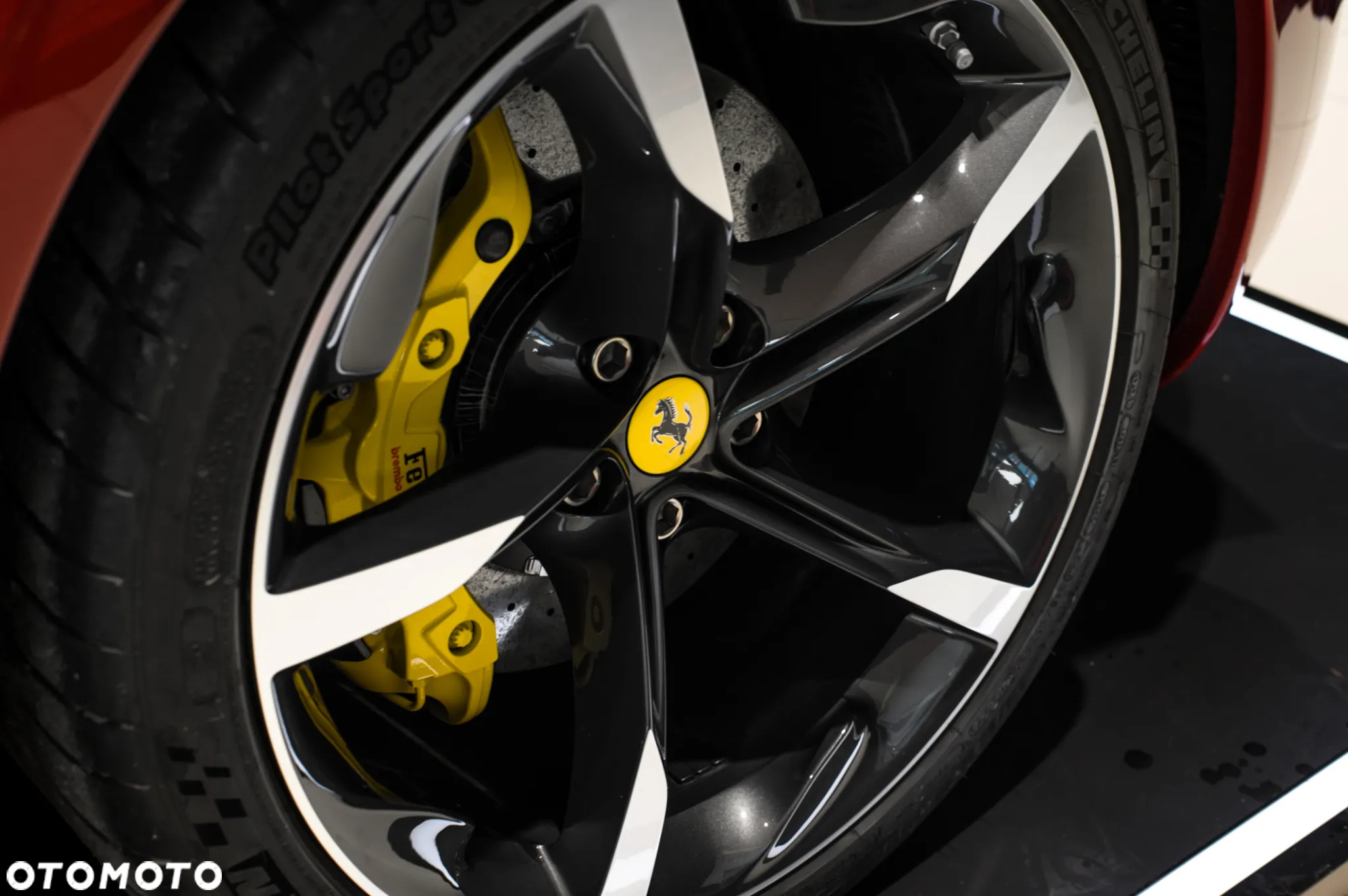 Ferrari SF90 Stradale - 13