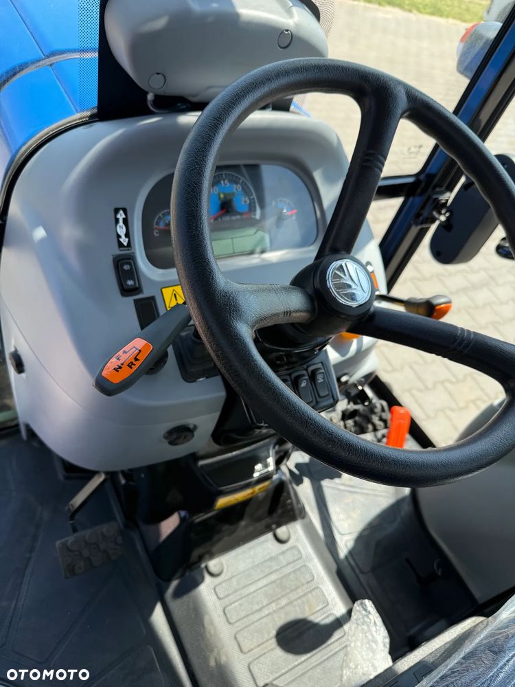 New Holland Boomer 50 - 3