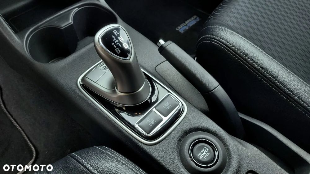 Mitsubishi Outlander - 12