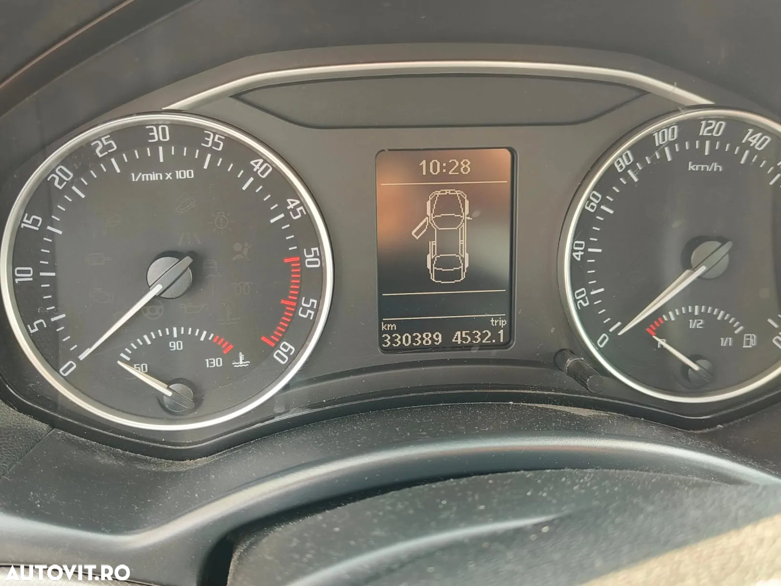 Skoda Octavia 1.6 TDI Classic DSG - 6
