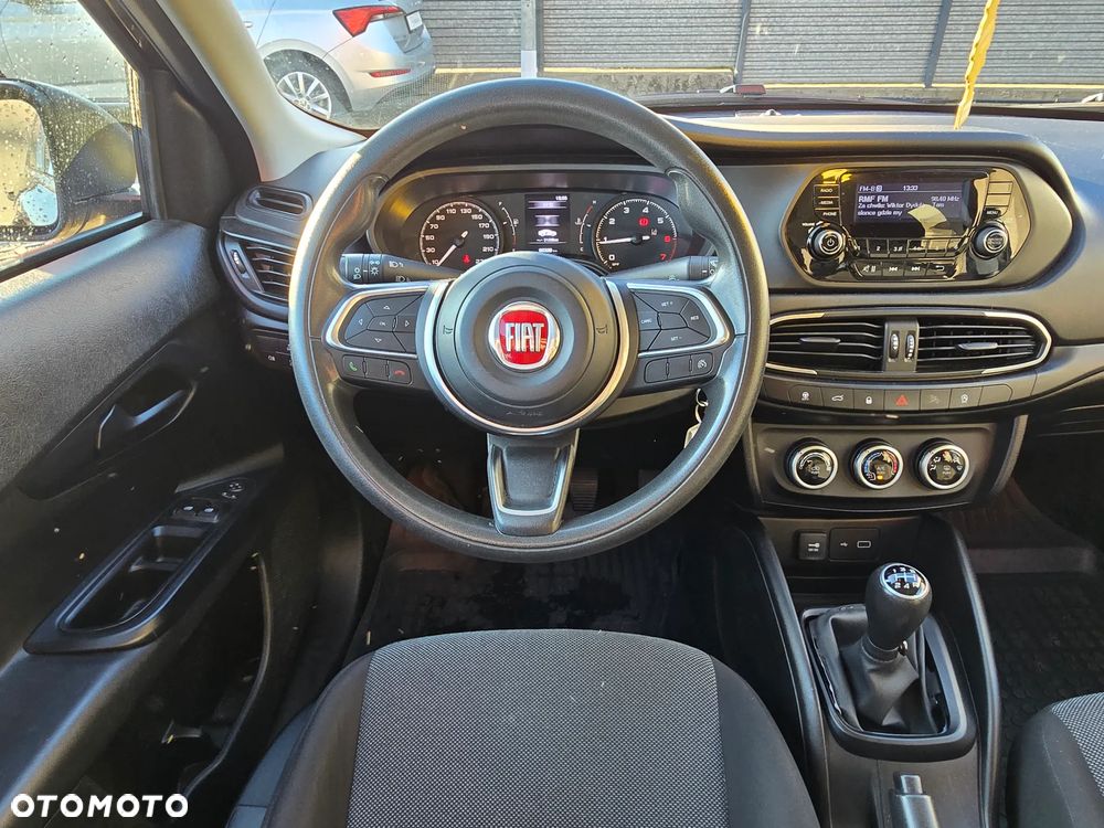 Fiat Tipo 1.0 T3 - 16