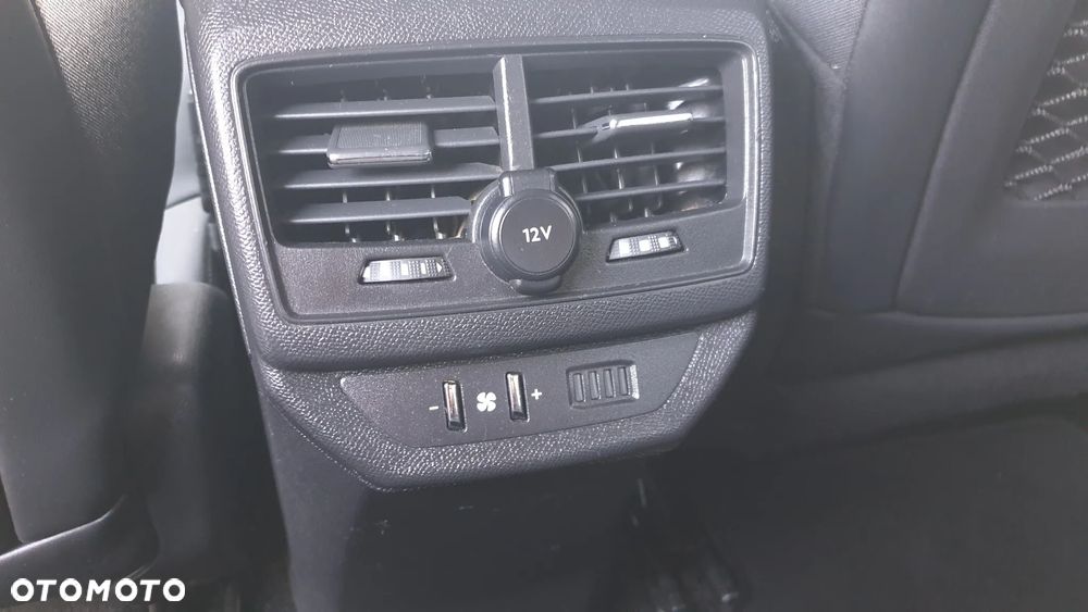 Peugeot 5008 - 12