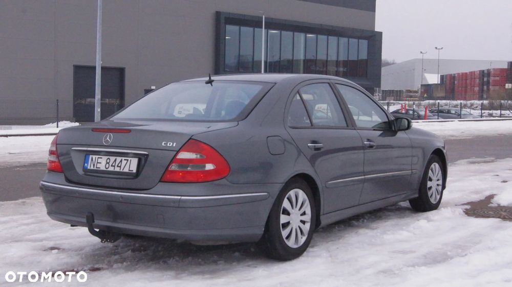 Mercedes-Benz Klasa E 280 CDI Avantgarde DPF - 3