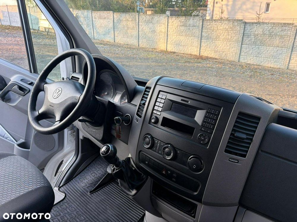 Volkswagen Crafter - 12