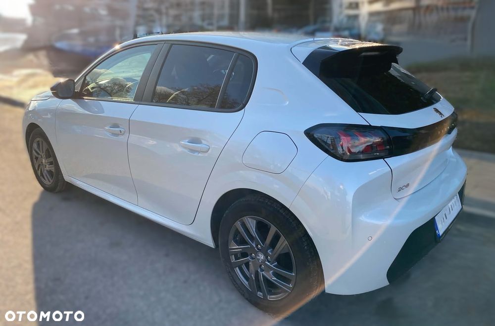 Peugeot 208 2022 photo 5