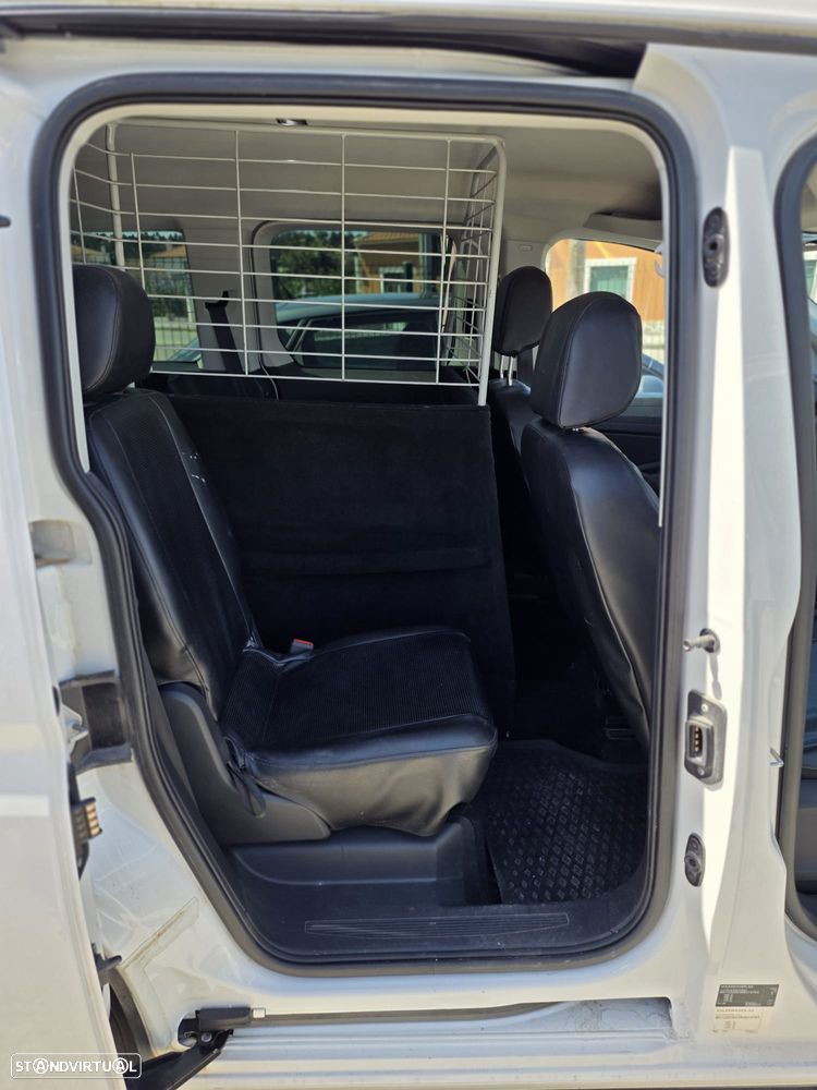 VW Caddy - 14