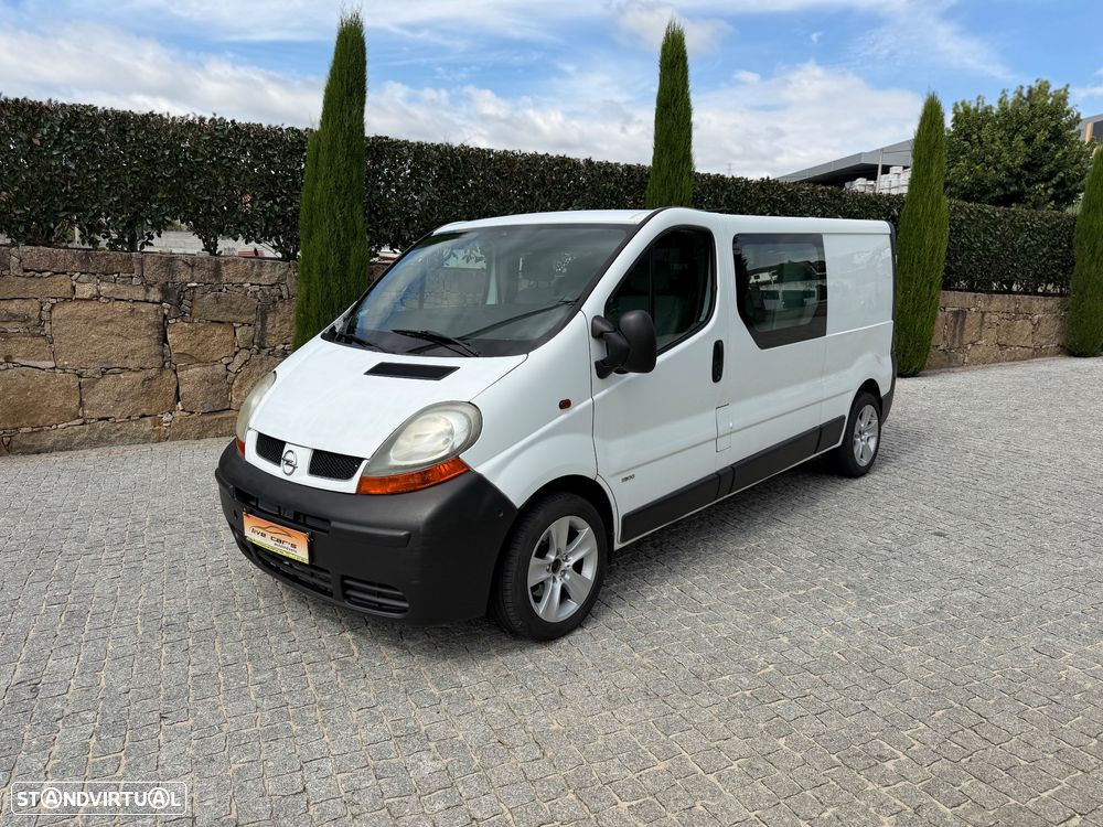 Opel Vivaro 1.9 DTi L2 H1 - 2