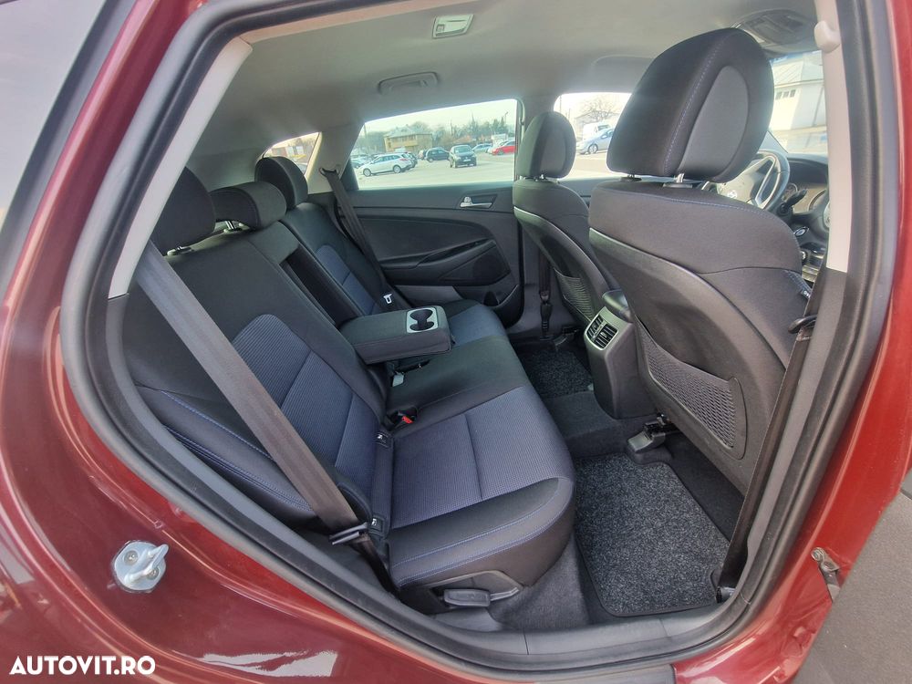 Hyundai Tucson blue 1.7 CRDi 2WD DCT Premium - 21