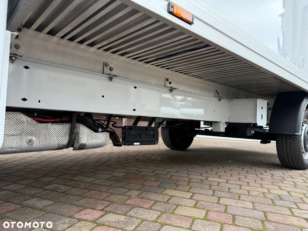 Renault Master Izoterma Winda - 12