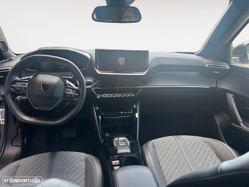 Peugeot 2008 - 10