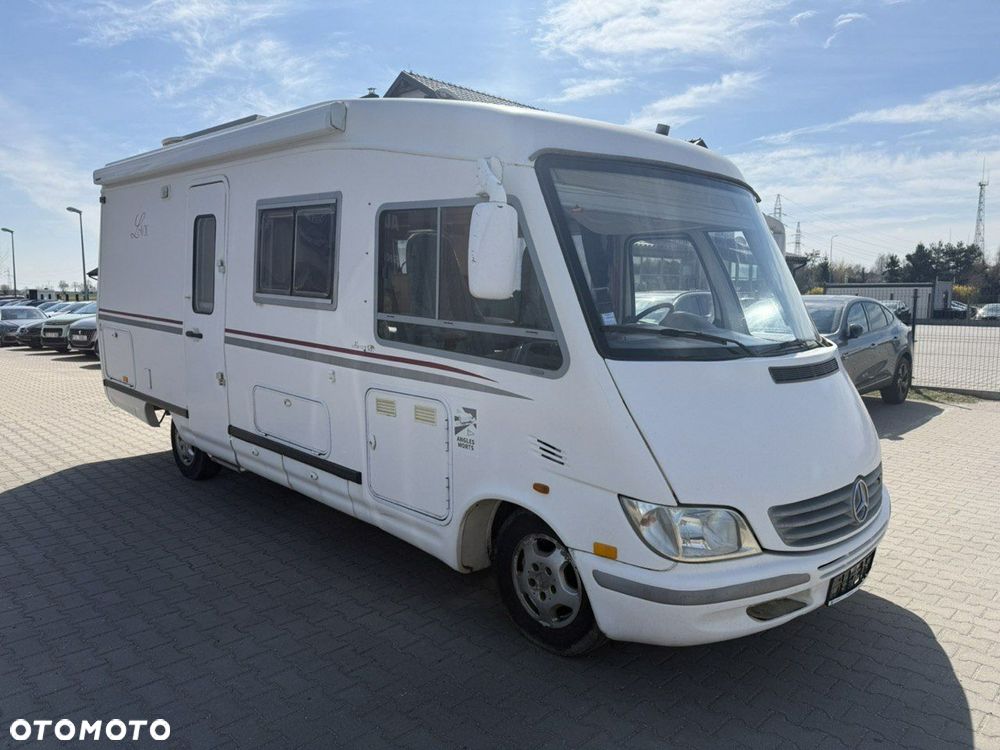 Mercedes-Benz Sprinter - 4