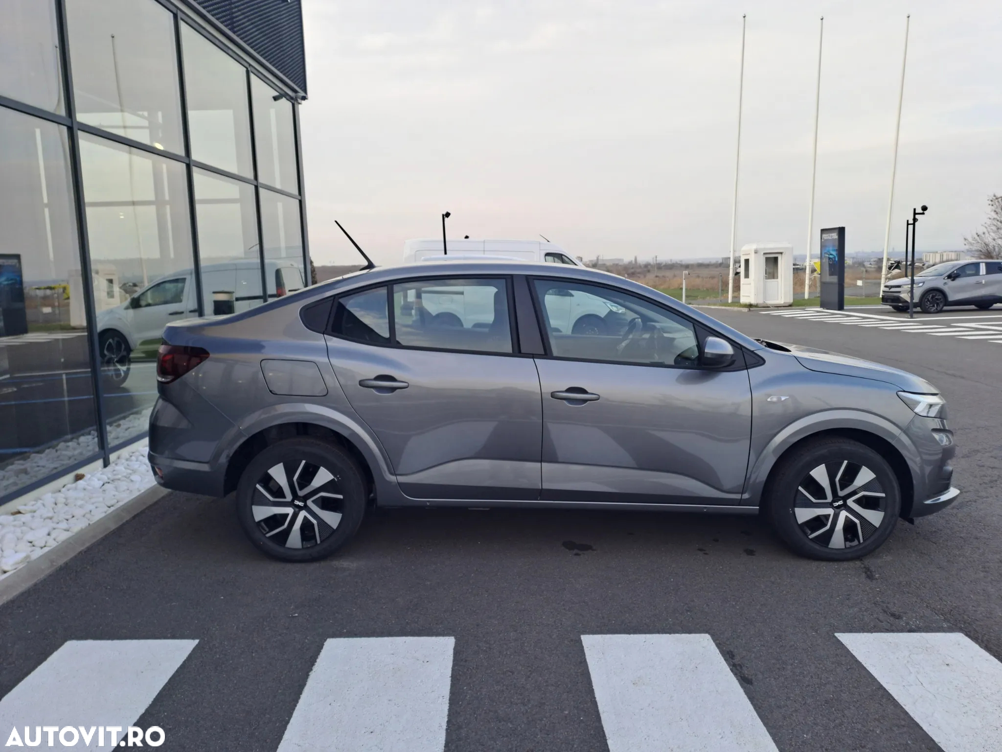 Dacia Logan TCe 90 CVT Expression - 7