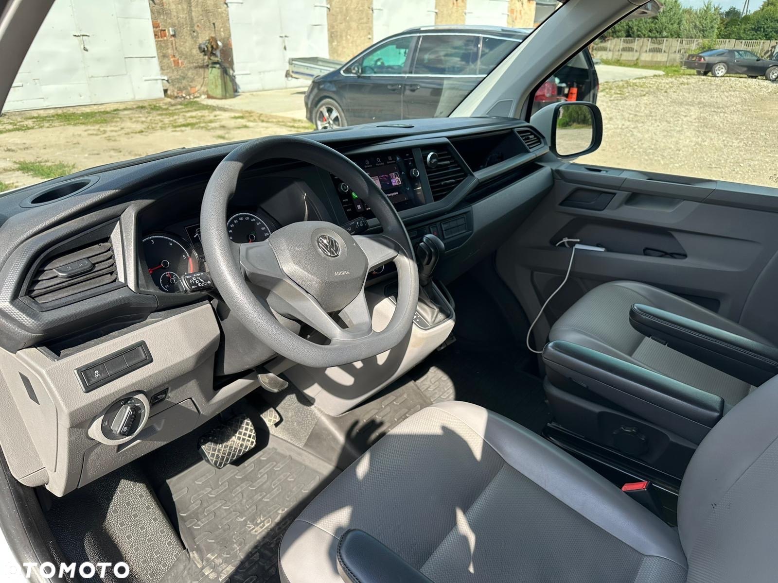 Volkswagen Transporter Caravelle TDI Kurz DSG - 9