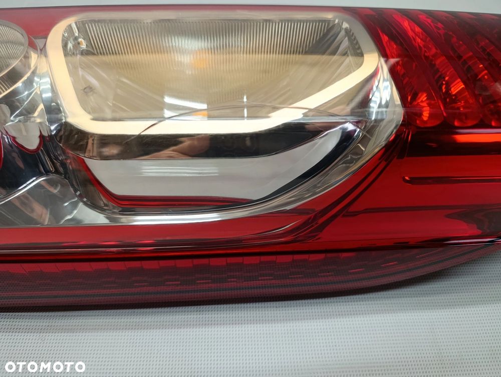 Ducato III lampa tylna tył prawa EU stan bdb Jumper Boxer stan bdb bez uszkodzeń Fiat - 3