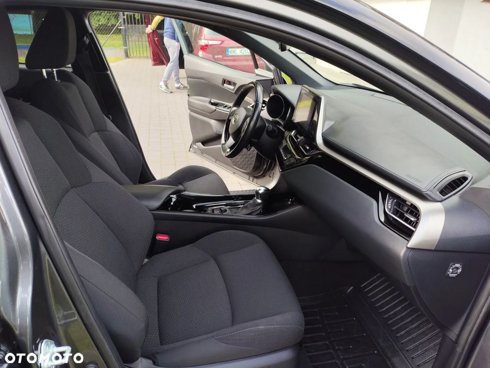 Toyota C-HR - 6