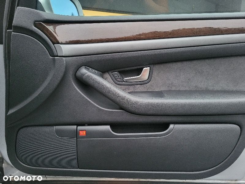 Audi A8 - 13
