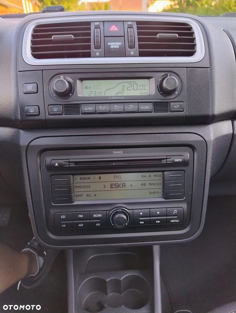 Skoda Roomster 1.6 16V Scout PLUS EDITION - 10