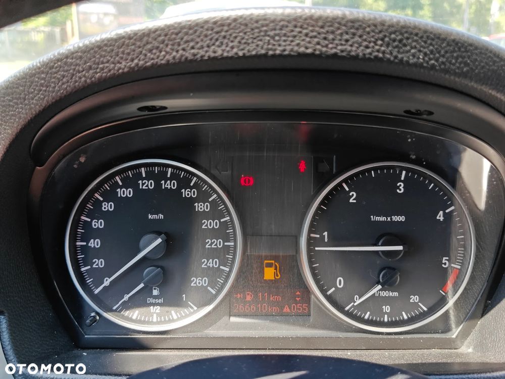 BMW Seria 3 318d Edition Exclusive - 21