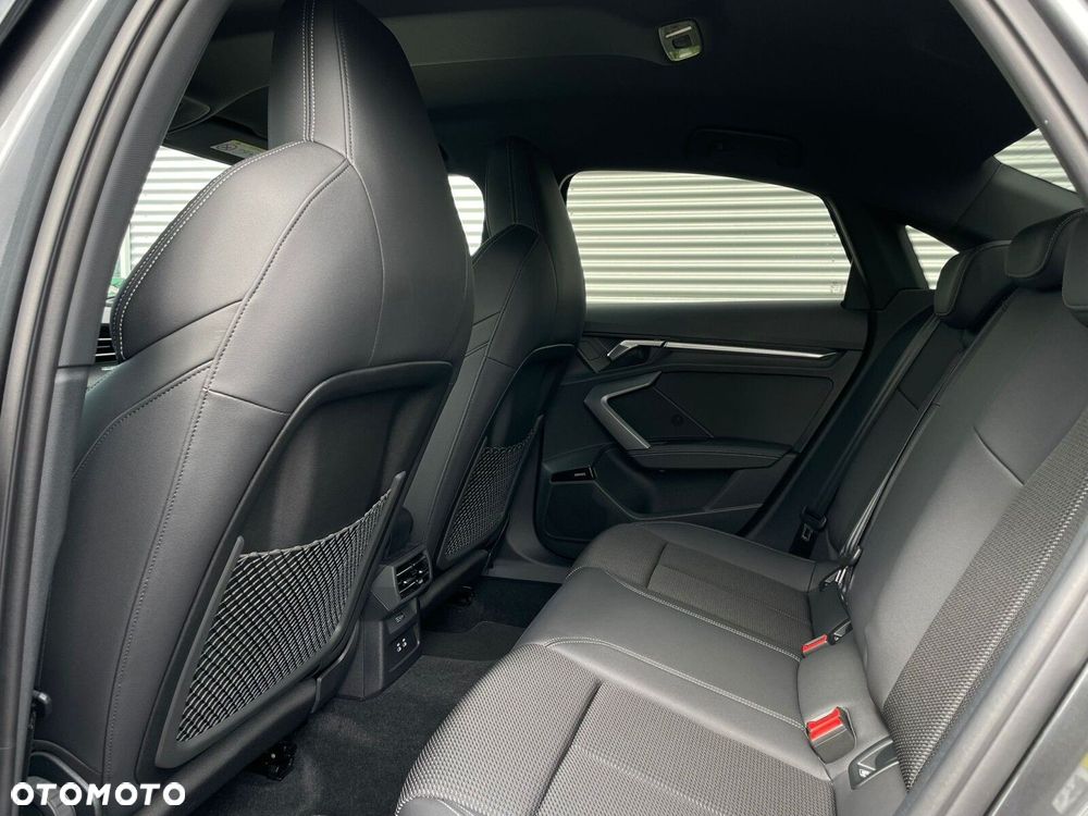 Audi S3 Limousine - 10