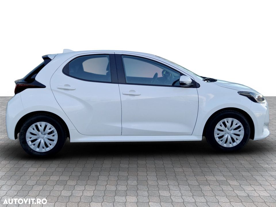 Toyota Yaris - 7
