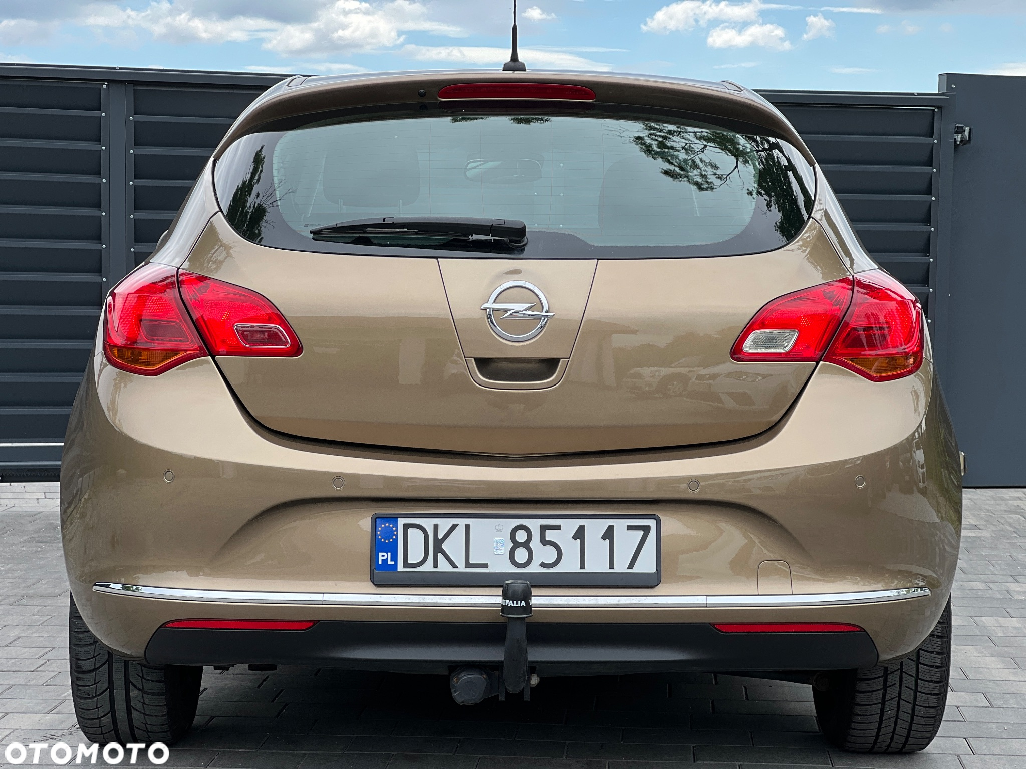 Opel Astra IV 1.4 T Essentia - 7