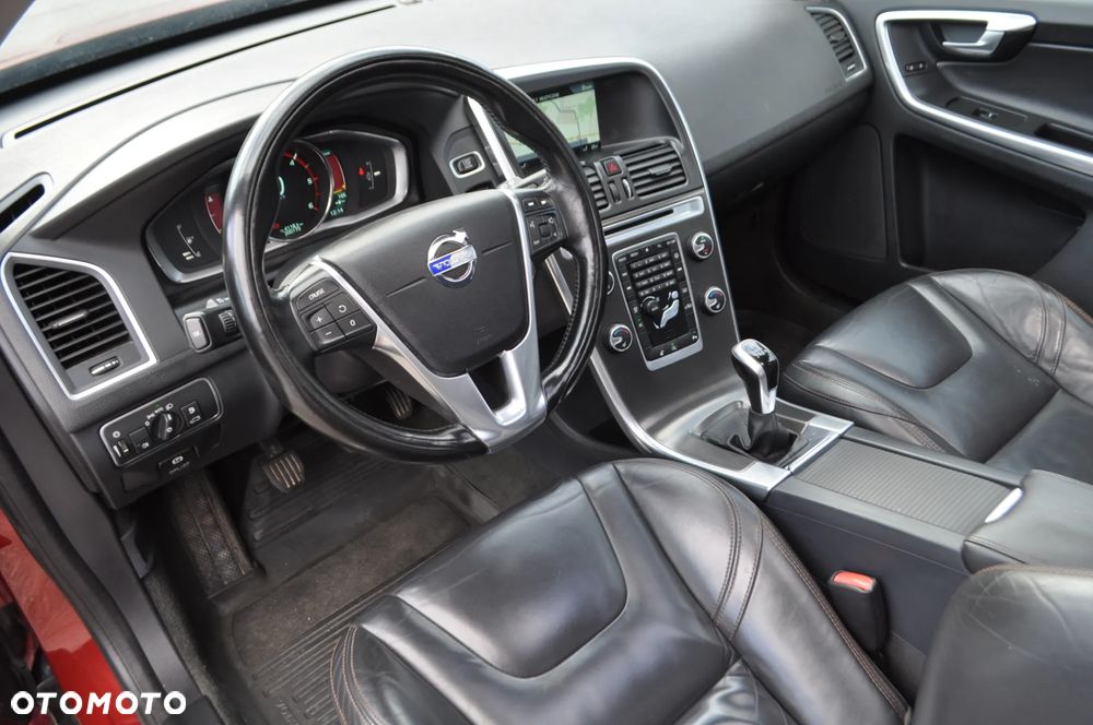 Volvo XC 60 D4 Drive-E Momentum - 16