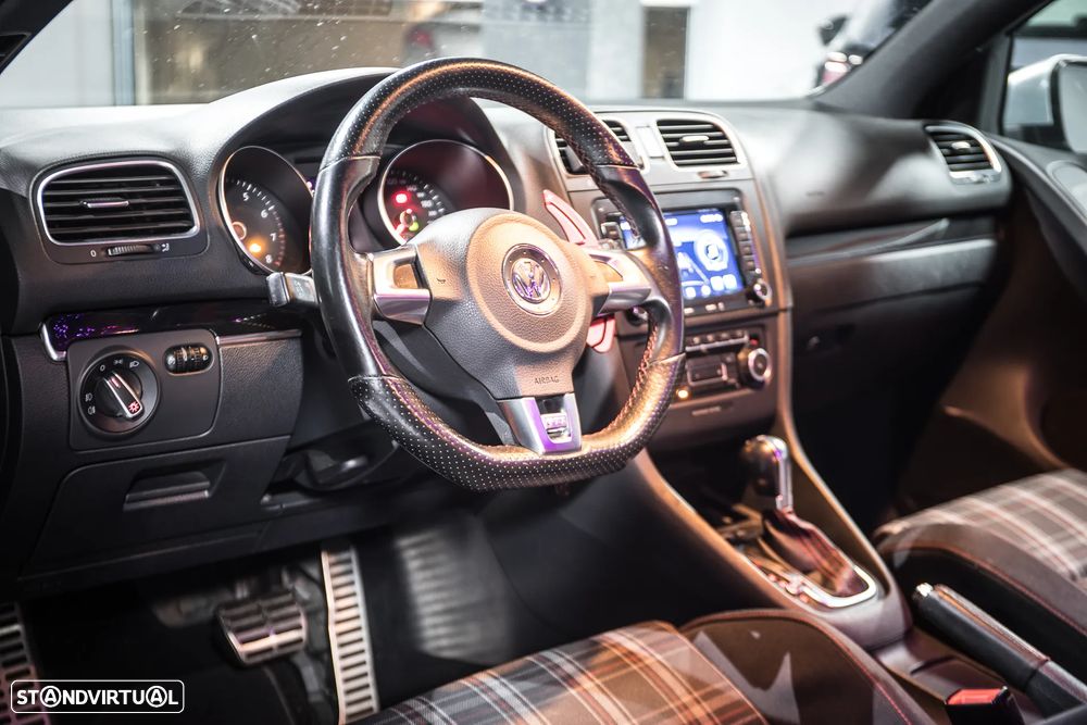 VW Golf 2.0 GTI DSG - 8