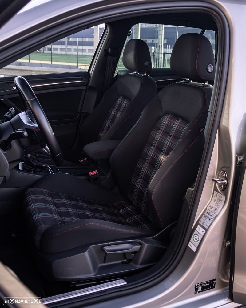 VW Golf GTI (BlueMotion ) DSG - 14