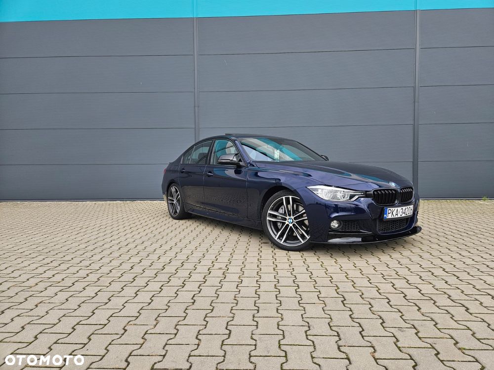 BMW 3 Series 2017 photo 3