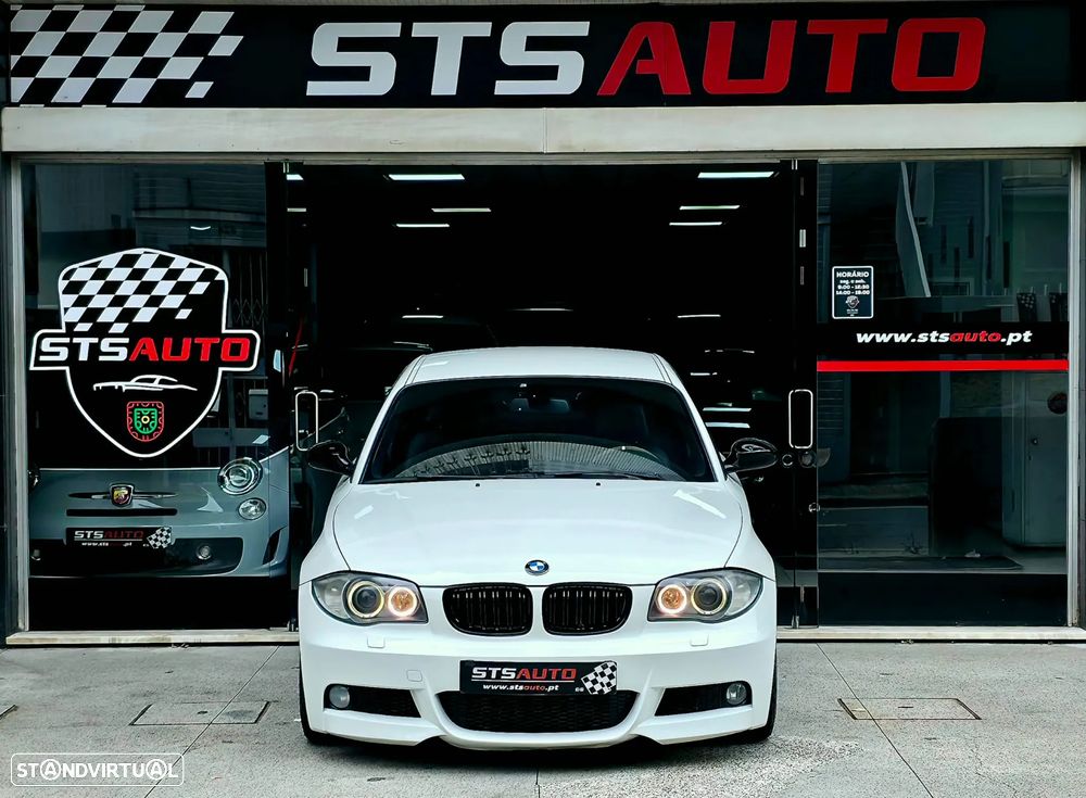 BMW 123 d Limited Edition Lifestyle c/ M Sport Pack - 11