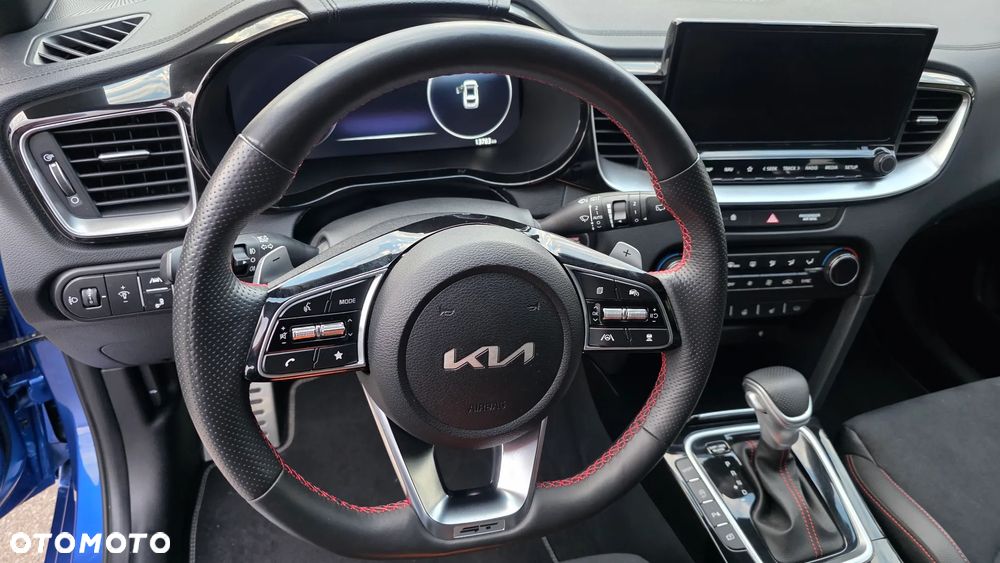 Kia ProCeed 1.6 T-GDI GT DCT - 12