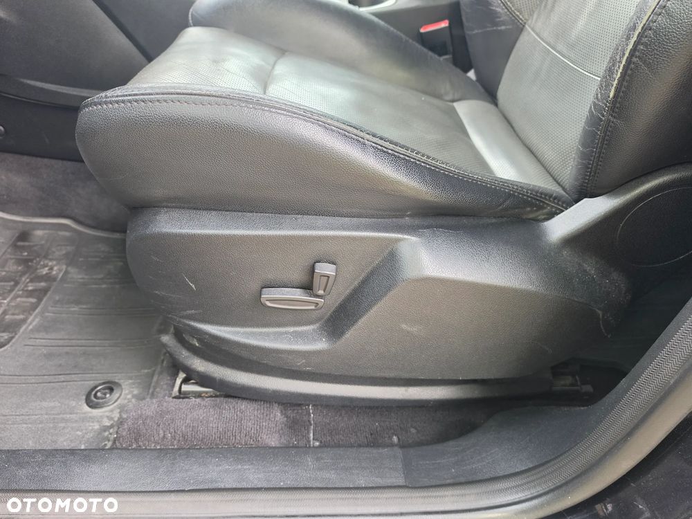 Ford S-Max - 13