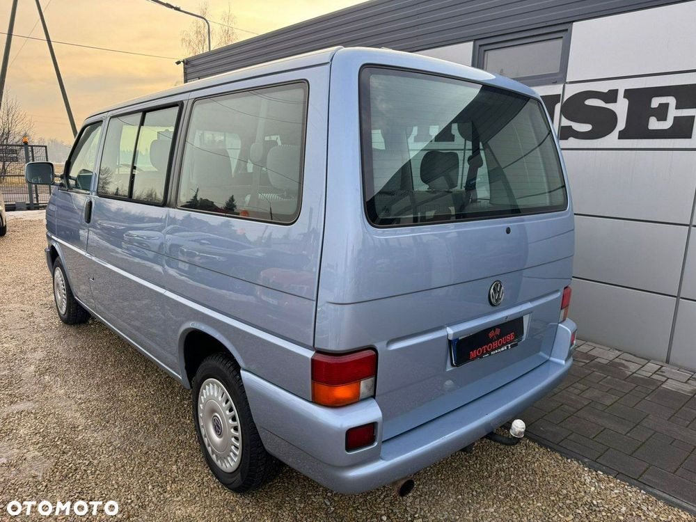 Volkswagen Caravelle - 6