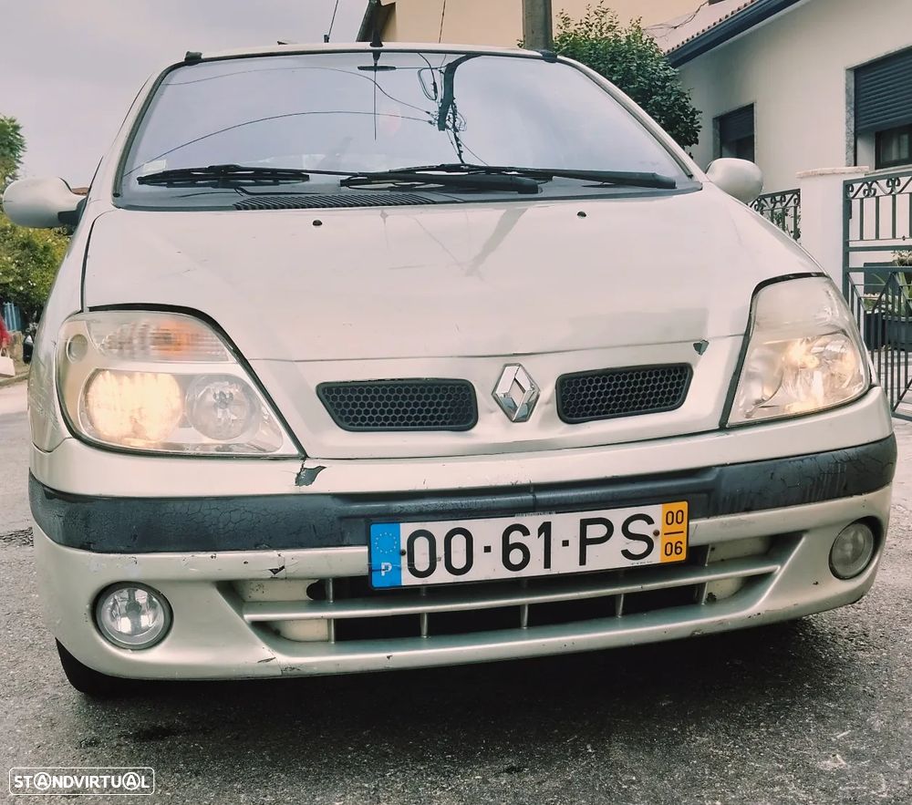 Renault Mégane Scénic 1.4 16V RT - 1