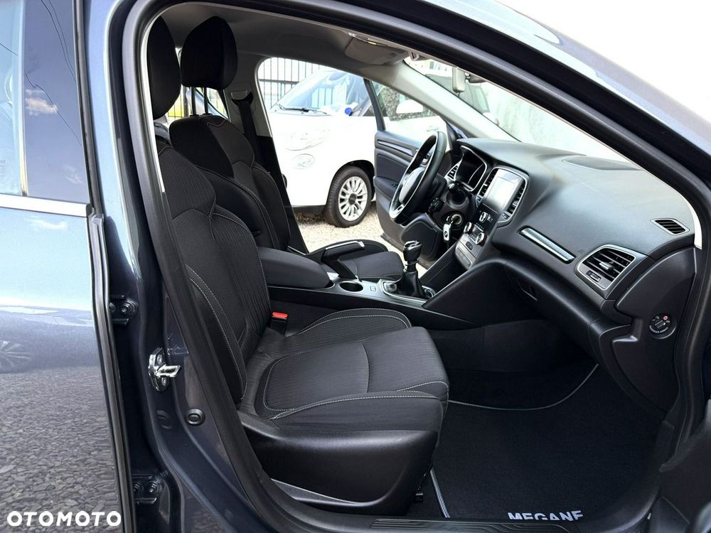 Renault Megane ENERGY TCe 130 INTENS - 23