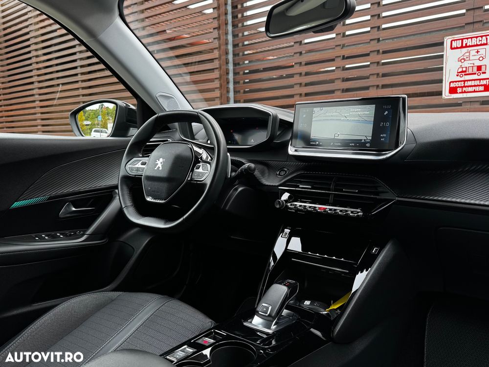 Peugeot 2008 BlueHDi 130 EAT8 Allure Pack - 18