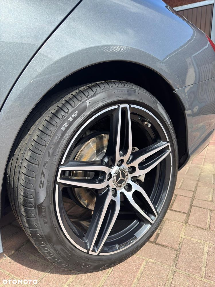 Mercedes-Benz Klasa E 220 d 4-Matic 9G-TRONIC - 5