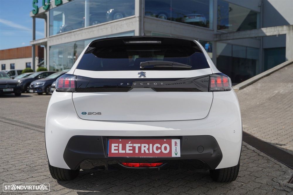 Peugeot e-208 50 kWh Allure Pack - 3