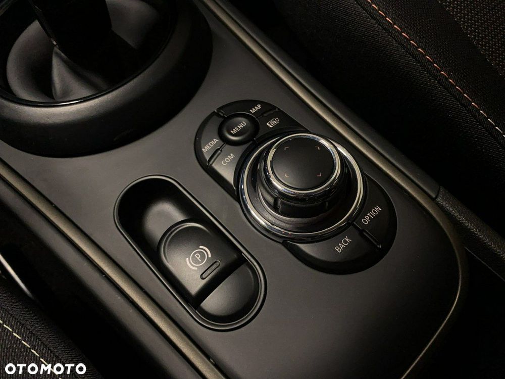 MINI Countryman - 25